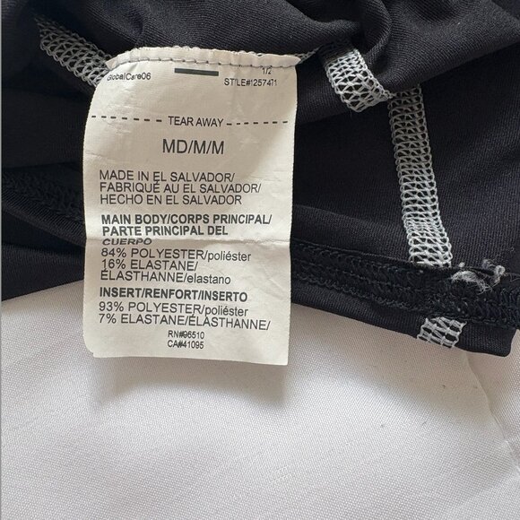 Under Armour Compression Shirt - Picture 4 of 4